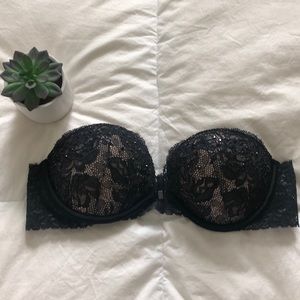 Strapless black lace bra 💕 VS